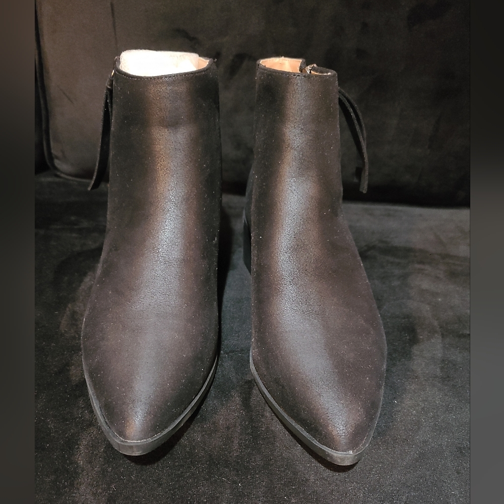 Journee booties - Picture 2 of 5